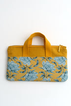 Kosmetiktasche "Pfingstrosen" Senfgelb – Pouch mit Aquarell-Blumen - Oh la Lissi