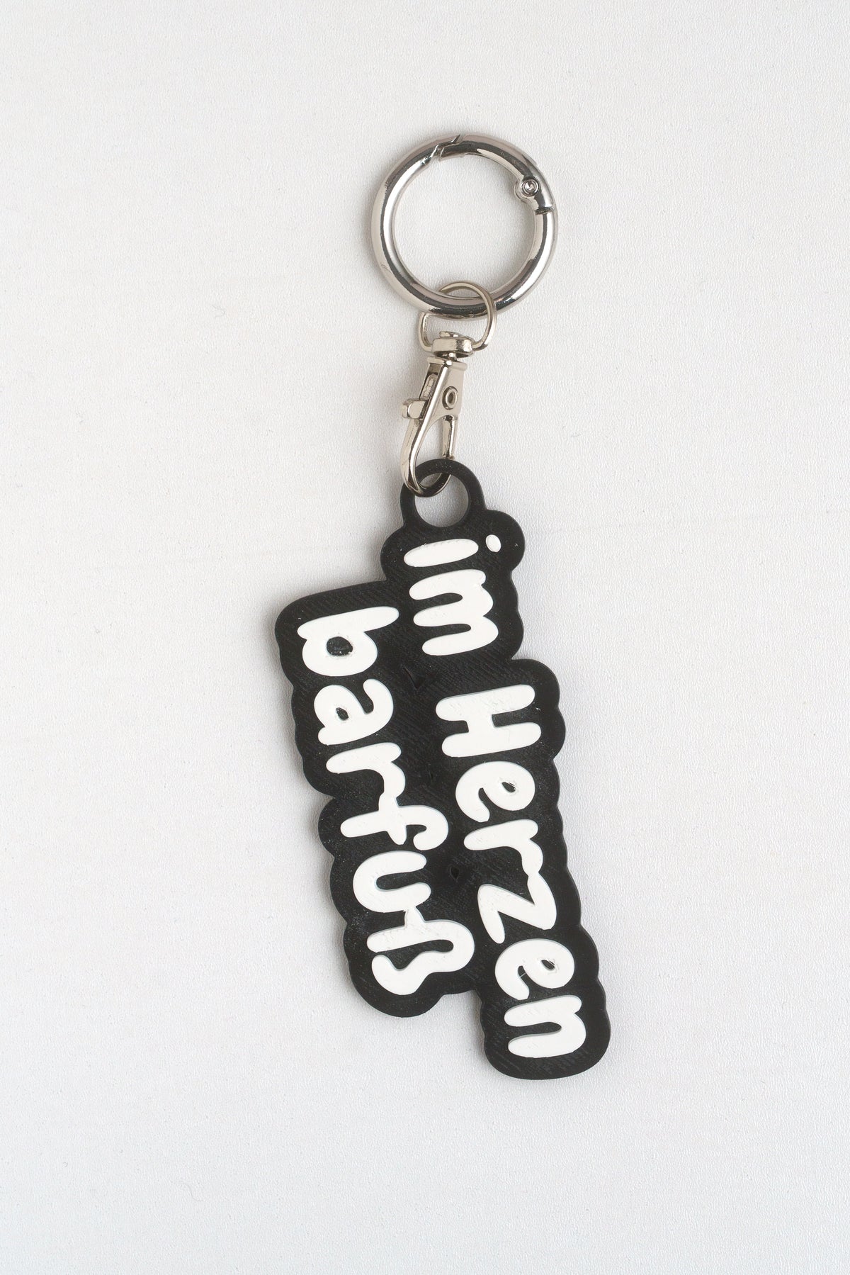 Taschenanhänger "Im Herzen barfuß" – Bag Charm aus dem 3D-Drucker - Oh la Lissi