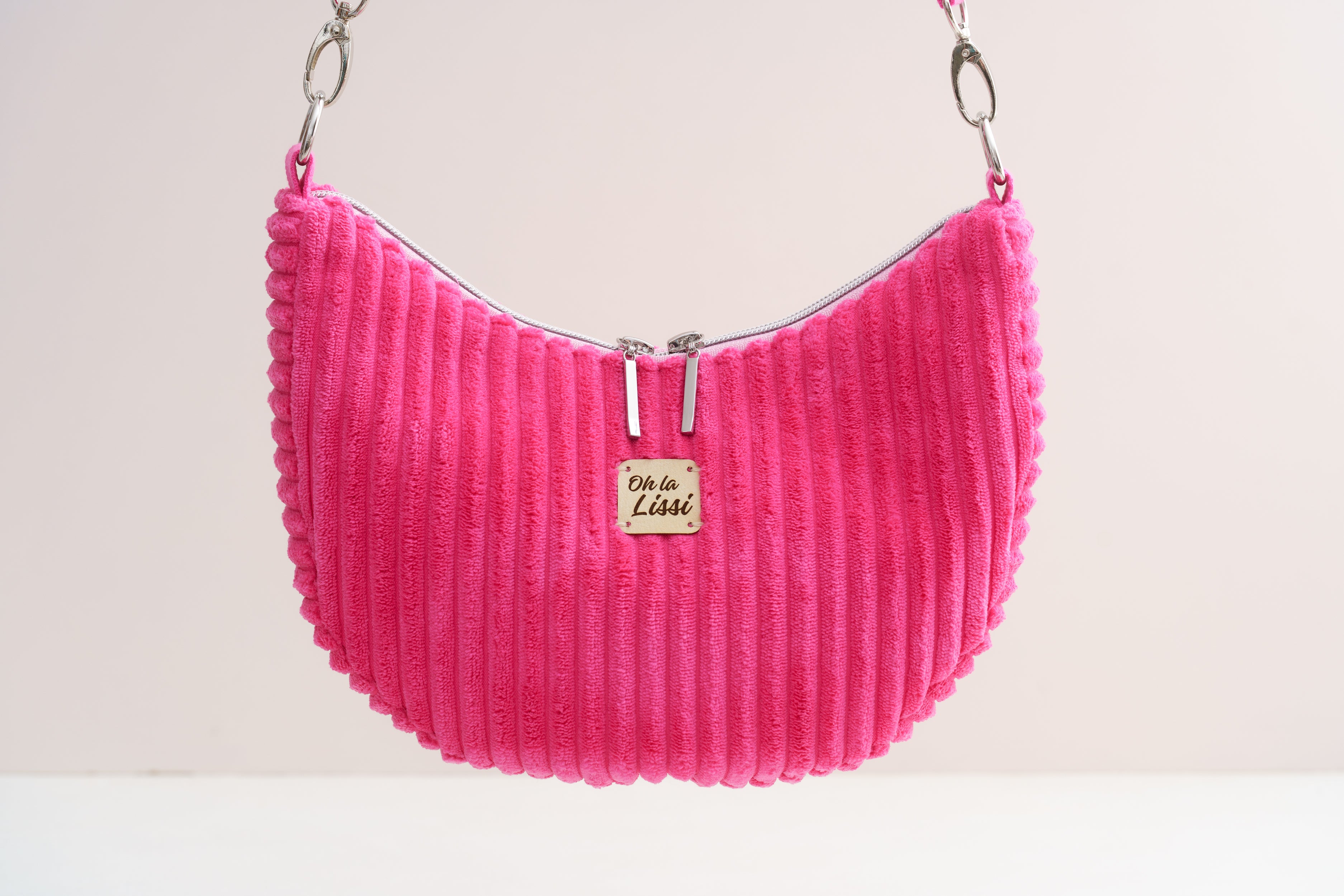 Bananentasche Pink Cord handgenäht