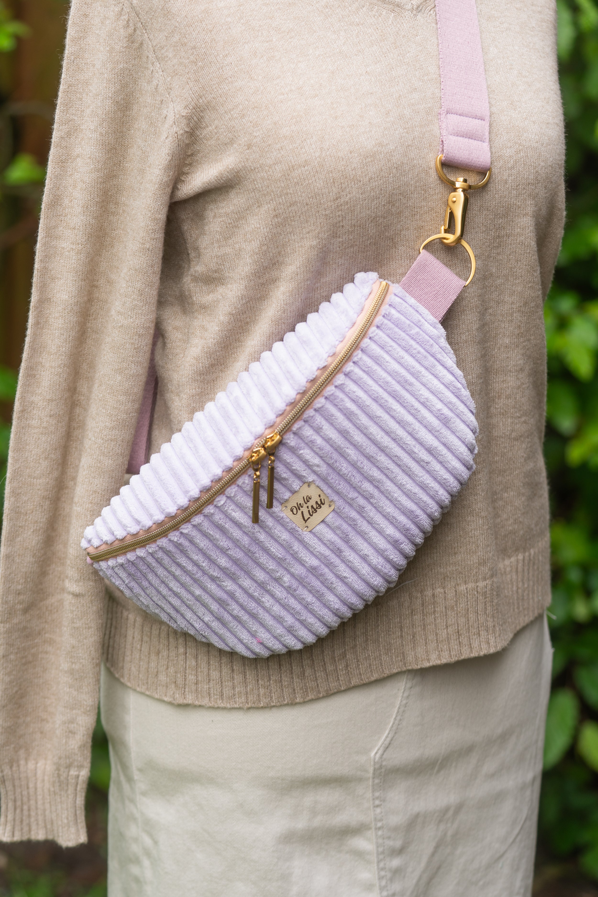Bauchtasche Flieder Cord