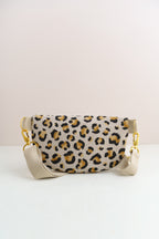 Bauchtasche Leopardenmuster Gold – Crossbody Bag aus Canvas - Oh la Lissi