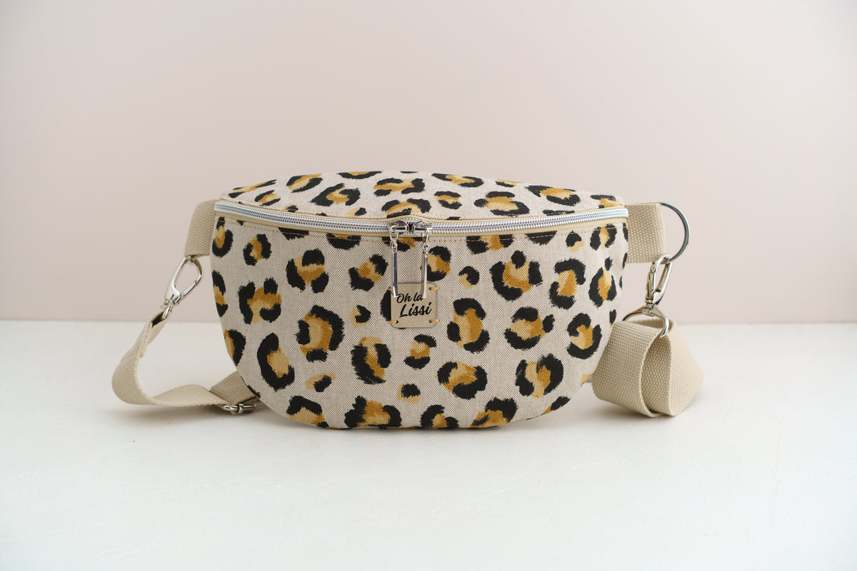 Bauchtasche "Leo" Beige – Crossbody Bag aus Canvas - Oh la Lissi