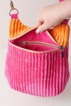 Colourblocking Crossbody Bag aus Cord in Pink und Orange