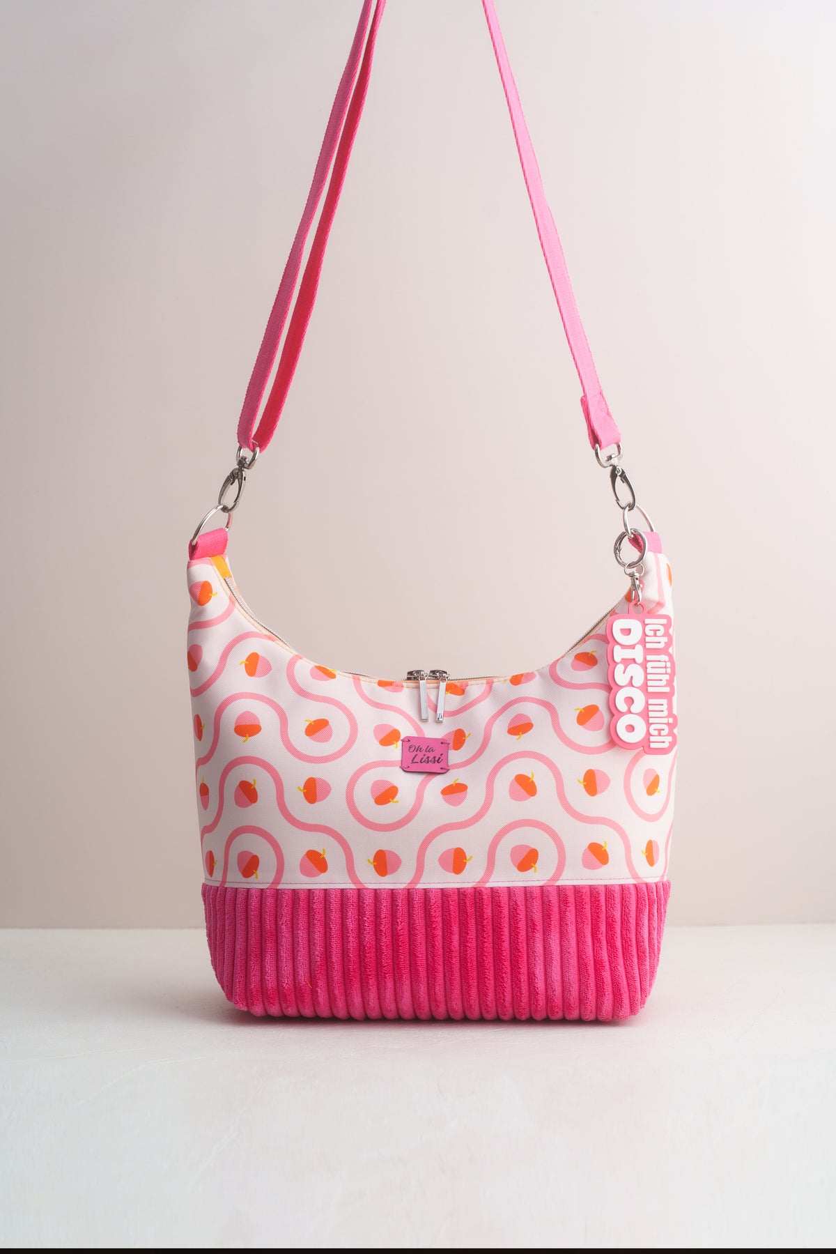 Umhängetasche "Herbsteicheln" Pink – Hobo Bag aus Cord und Outdoorstoff - Oh la Lissi