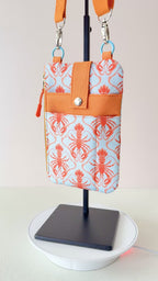 Handytasche Hummer mit Außenfächern und verstellbarem Gurt