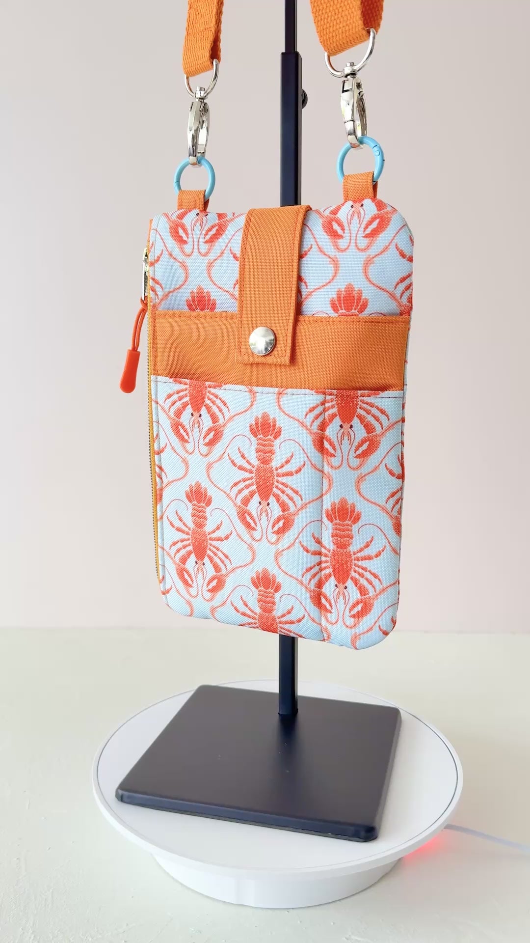 Handytasche Hummer mit Außenfächern und verstellbarem Gurt