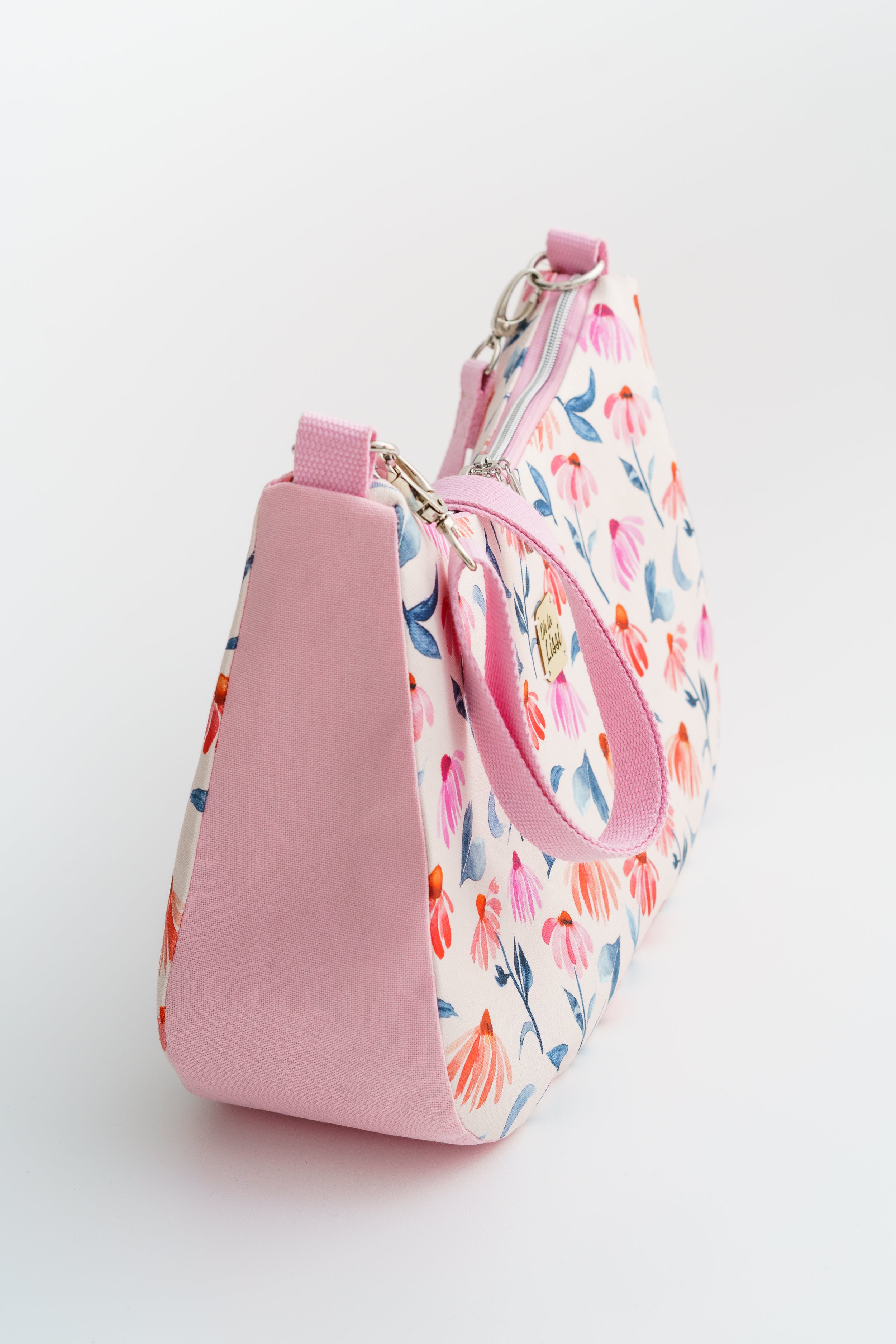 Umhängetasche rosa mit Wildblumen Aquarell – Crossbody Tasche aus Baumwollcanvas seitenansicht